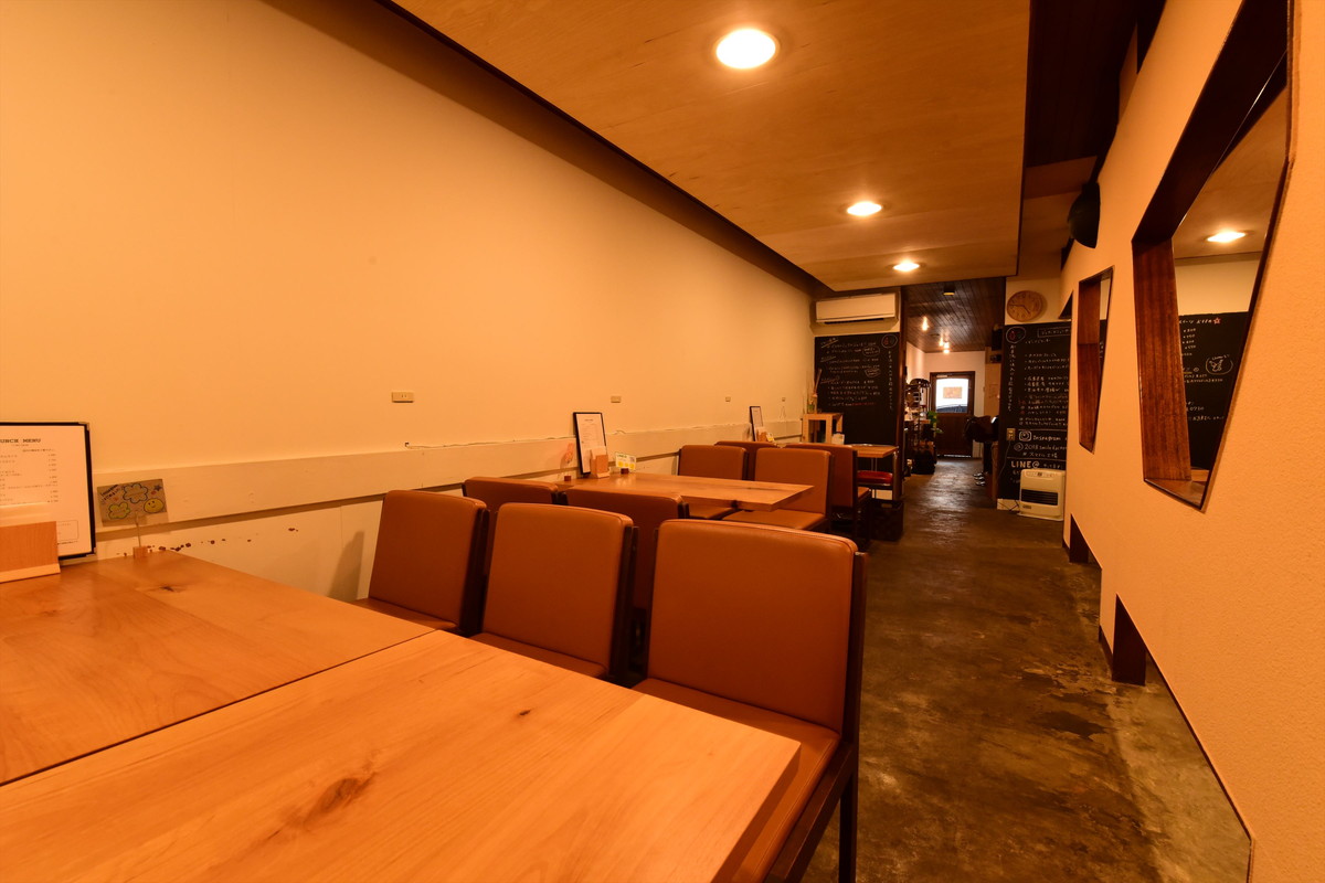 店舗案内